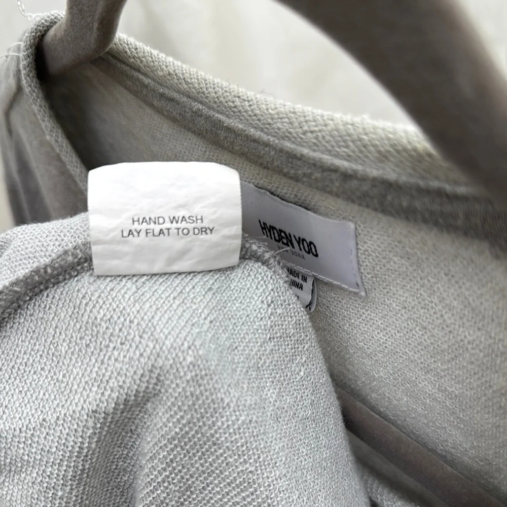 HYDEN YOO New York Gray Short Sleeve Crew Neck Tee
